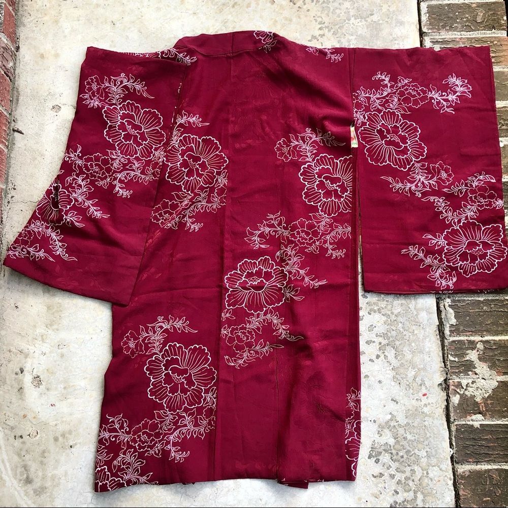 Vintage Japanese kimono robe silk floral print red - Picture 4 of 6